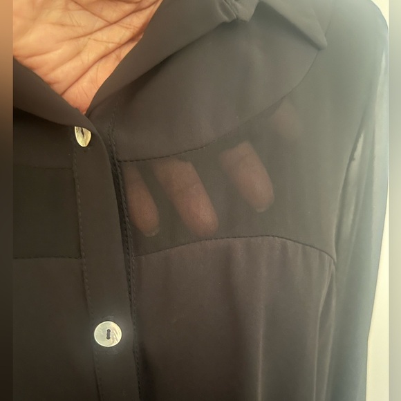 LUSH women’s size M black sheer contrast high/low, button down‎ blouse - Picture 5 of 5